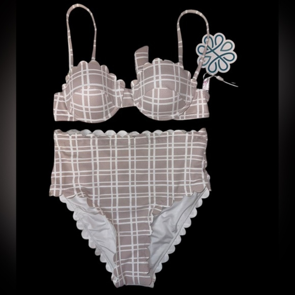 Stylish 2pc swimsuit